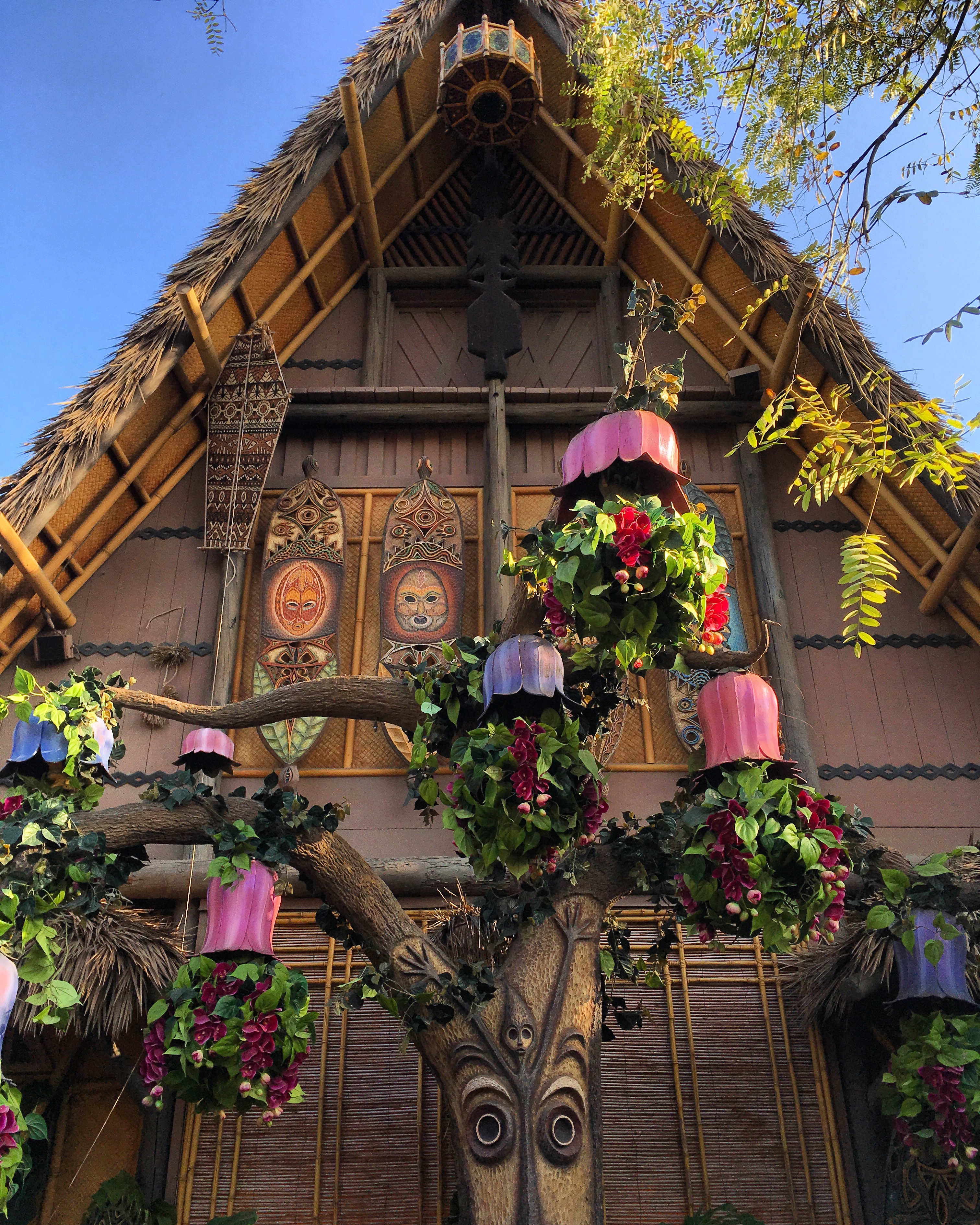 Walt Disney S Enchanted Tiki Room A Brief History Remain